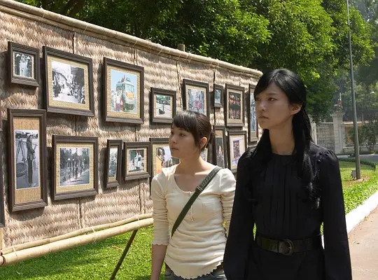 抽象画中的越南少女完整版高清在线播放