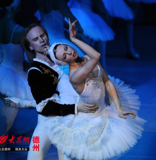 维也纳国家歌剧院芭蕾舞团《天鹅湖》未删减版在线观看