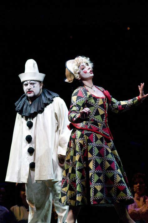 英国皇家歌剧院现场：马斯卡尼《乡村骑士》莱昂卡瓦洛《丑角》电影百度云
