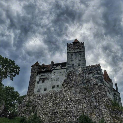 罗马尼亚：寻找德古拉伯爵的城堡手机在线电影免费