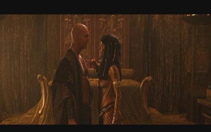 《与贝塔尼·休斯一起揭秘埃及木乃伊》免费观看
