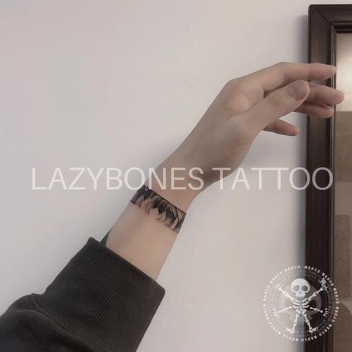 《Lazybones》免费在线播放