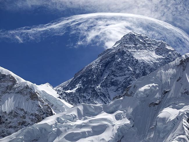 《Americans on Everest》高清免费在线观看