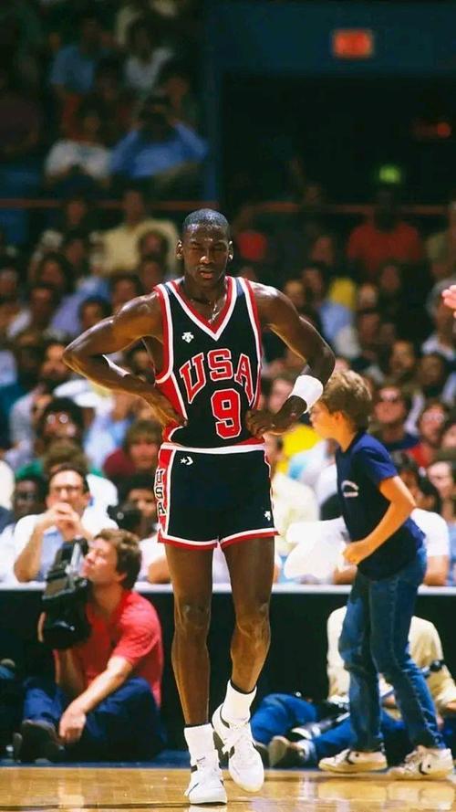 《Michael Jordan: An American Hero》未删减版在线观看